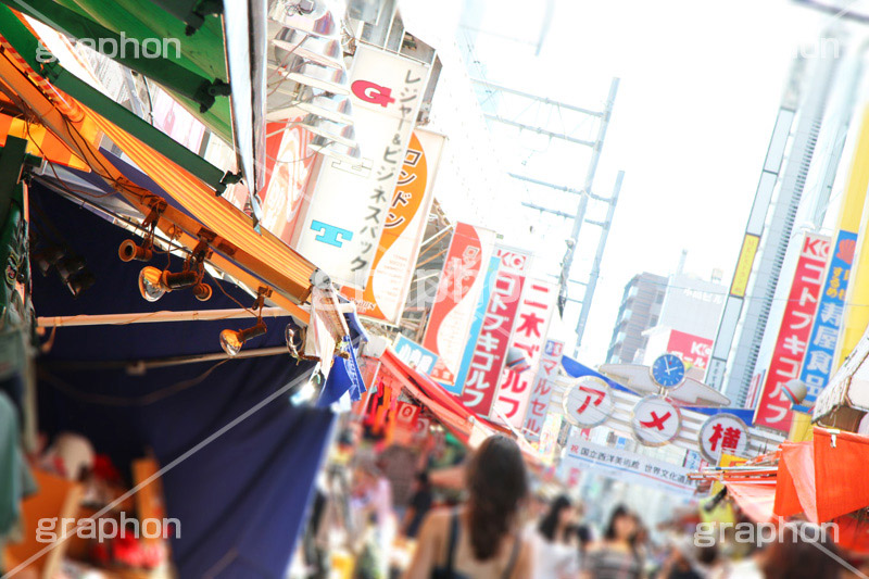 アメ横,アメリカ,横丁,アメ横商店街,アメヤ横丁,アメヤ,上野,うえの,台東区,下町,風情,文化,下谷,名所,観光,商店街,安い,問屋,商い,商店,商売,問屋街,ショッピング,買い物,風情,情緒,japan,american,shopping