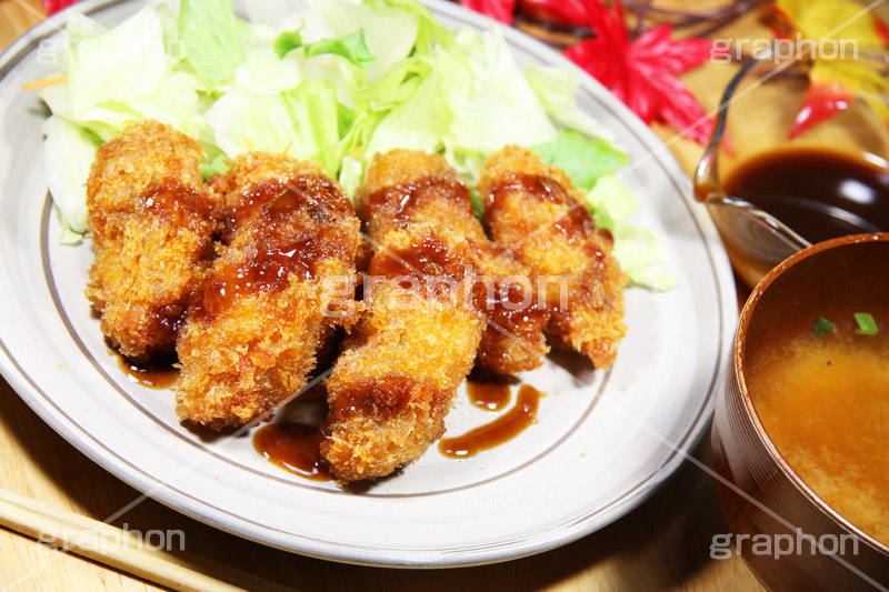 カキフライ,カキ,牡蠣,揚げ物,揚げ,フライ,あぶら,油,味噌汁,みそ汁,ソース,旬,秋,和食,日本食,和,定食,グルメ,おかず,惣菜,つまみ,おつまみ,スープ,ミソスープ,味噌スープ,汁,お惣菜,soup,miso,japan