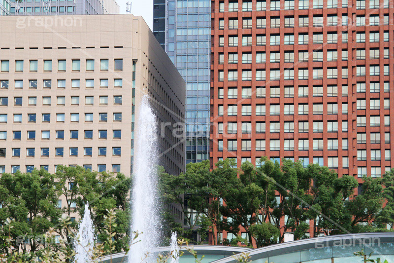 和田倉噴水公園,大手町,公園,噴水,天皇,ご成婚,記念,大噴水,モニュメント,monument,restaurant,落水施設,レストラン