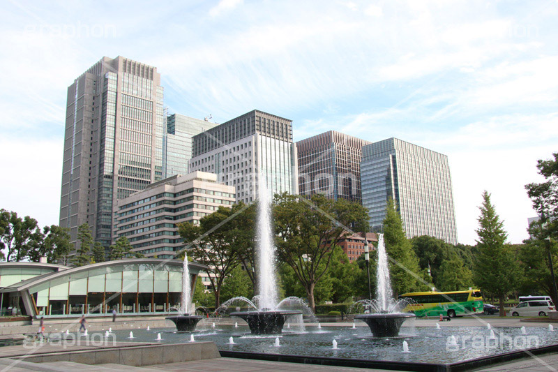 和田倉噴水公園,大手町,公園,噴水,天皇,ご成婚,記念,大噴水,モニュメント,monument,restaurant,落水施設,レストラン