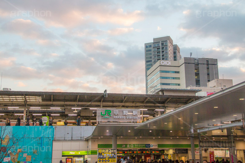 中野駅,中野,中野区,駅,駅前,電車,電車/鉄道,ホーム,待ち合わせ,待合せ,JR,train