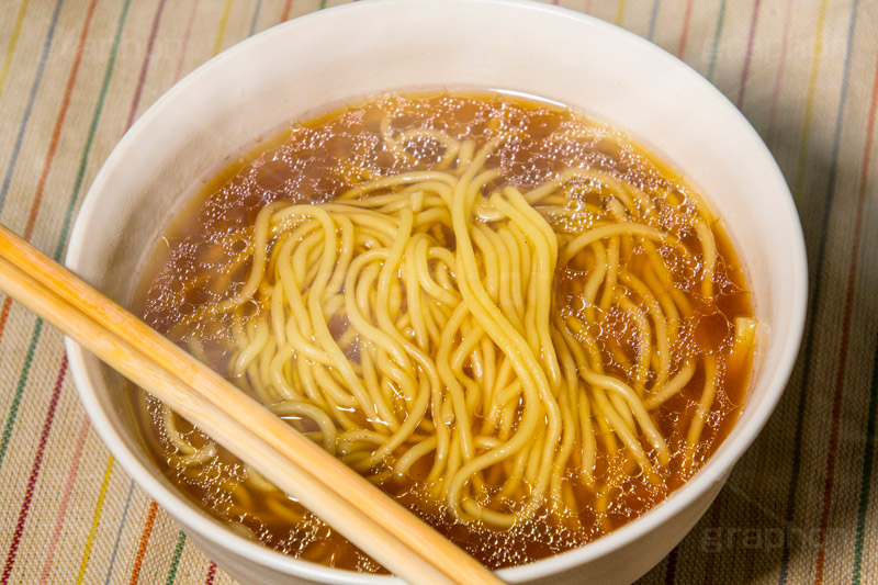 質素な醤油ラーメン,シンプル,ラーメン,らーめん,麺,麺類,中華麺,麺料理,国民食,日本拉麺,しょうゆ,醤油,中華そば,Ramen,Chinese noodles,simple