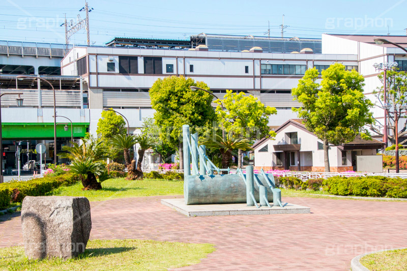 新木場駅前,新木場駅,新木場,駅,駅前,江東区,有楽町線,京葉線,りんかい線,station,monument,ロータリー,木のまち,銅像,モニュメント