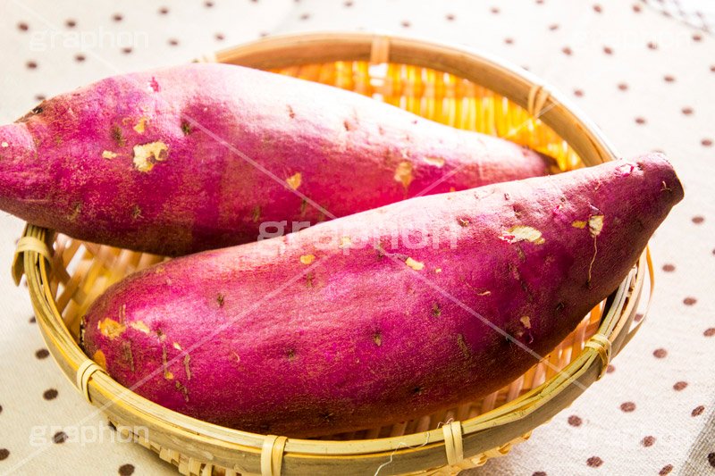 さつま芋,サツマイモ,さつまいも,芋,いも,イモ,秋,autumn,sweet potato,秋の味覚,野菜,食材,焼き芋,焼いも,炭水化物,皮,ざる