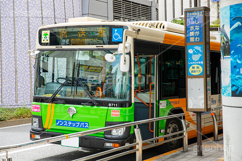 大井町駅前,大井町駅,駅,JR,バス,バス乗り場,駅前,大井町,品川区,駅ビル,ロータリー,フルサイズ撮影