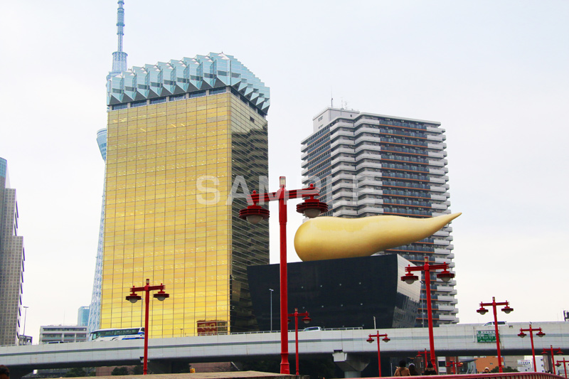 浅草,浅草名所,浅草の名所,あさくさ,台東区,ビール,ビル,ビールのビル,アサヒ,アサヒビール,アサヒビール ビル,浅草 名所,浅草 観光,金色,オブジェ,隅田川,隅田川沿い,隅田川沿,アサヒビール本社ビル,本社ビル,アサヒビール 本社ビル,ビルディング,金斗雲,筋斗雲,きんとうん,asakusa,japan