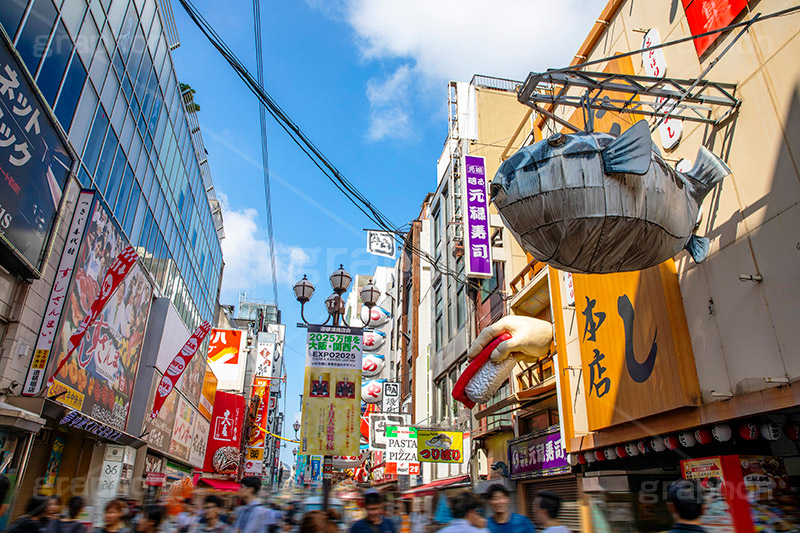 道頓堀,繁華街,観光地,大阪府,大阪市,中央区,飲食店,たこ焼き,くいだおれ,なんば,商店街,看板,広告,japan,osaka,フルサイズ撮影,大阪,すし,寿司,フグ,てっちり