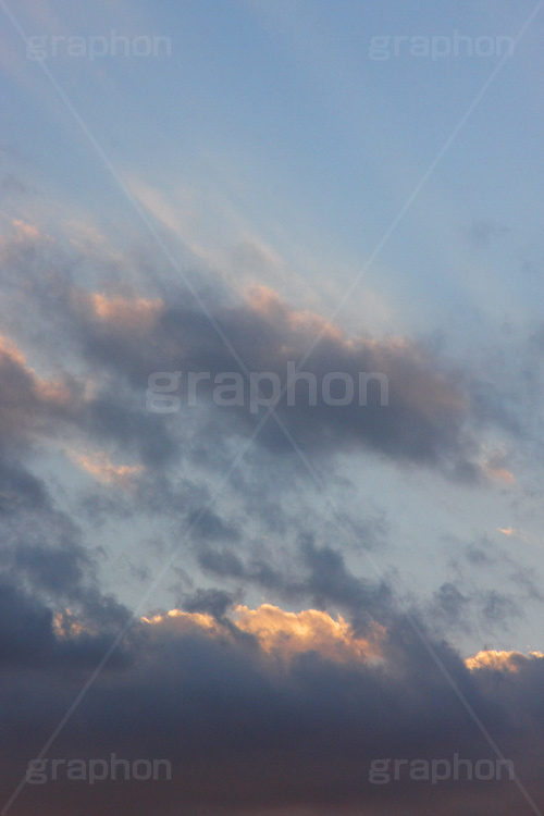 夕焼け,夕日,夕方,夕,日の入り,オレンジ,赤,染,雲,空,日没,現象,きれい,キレイ,綺麗,沈,空/天気,sunset