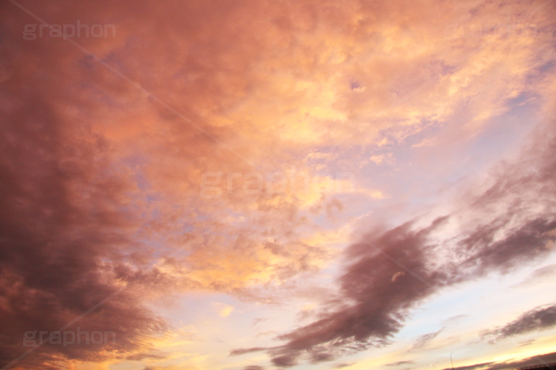 夕焼け,夕日,夕方,夕,日の入り,オレンジ,赤,染,雲,空,日没,現象,きれい,キレイ,綺麗,沈,空/天気,sunset