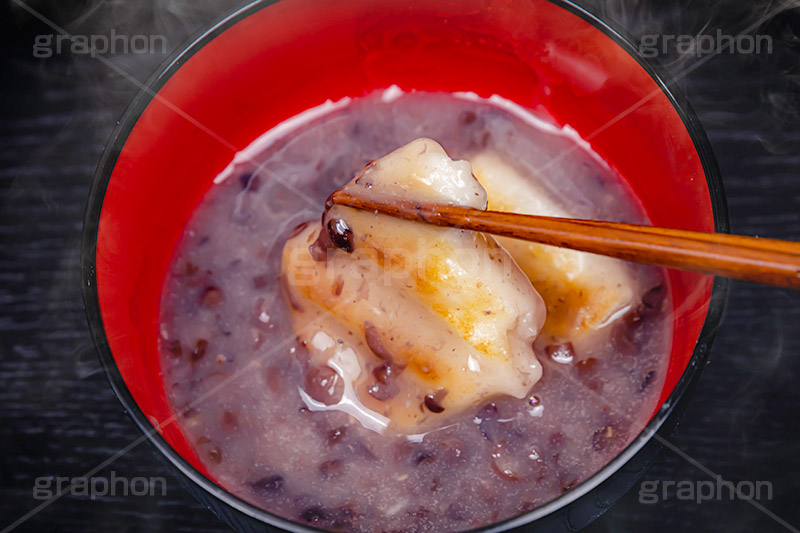 おしるこ,お汁粉,あんこ,あずき,小豆,甘味処,和菓子,スイーツ,デザート,おやつ,甘味,和,和風,和食,お菓子,菓子,こしあん,お椀,もち,餅,おもち,焼き餅,焼餅,湯気,冬,熱々,アツアツ,湯気,あったか,japan,winter,フルサイズ撮影