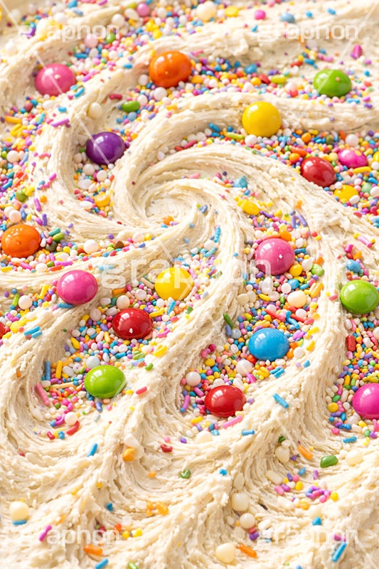 トッピングアイス,トッピング,マーブルチョコレート,マーブル,カラフルスプレー,チョコ,バニラ,バニラアイス,アイスクリーム,ソフトクリーム,アイス,クリーム,フレーバー,清凉,夏,涼,冷,スイーツ,デザート,おやつ,菓子,お菓子,冷菓子,甘い,カロリー,テクスチャー,テクスチャ,texture,sweet,summer,icecream,ice,chocolate,vanilla,AI生成素材