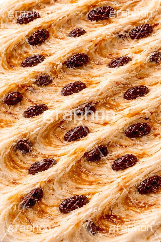 ラムレーズンアイスクリーム,ラム,レーズン,ラムレーズン,干しぶどう,アイスクリーム,ソフトクリーム,アイス,クリーム,フレーバー,清凉,夏,涼,冷,スイーツ,デザート,おやつ,菓子,お菓子,冷菓子,甘い,カロリー,テクスチャー,テクスチャ,texture,sweet,summer,icecream,ice,rum,raisin,AI生成素材