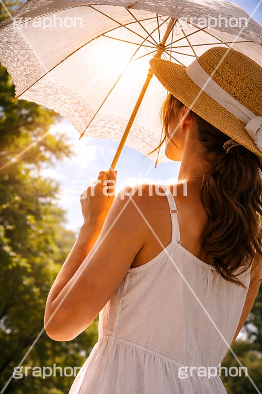紫外線,UV,日差し,日傘,傘,日焼け,日焼け止め,日焼け対策,日光,太陽,対策,人物,女性,モデル,夏,猛暑,暑い,残暑,サマー,summer,umbrella,AI生成素材