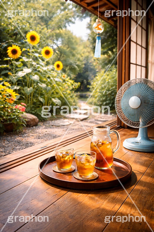 縁側で麦茶,清涼,風物詩,麦茶,縁側,田舎,実家,夏休み,ヒマワリ,ひまわり,向日葵,ミネラル,ボトル,グラス,お盆,食器,夏,サマー,飲み物,ドリンク,drink,summer,drink,AI生成素材