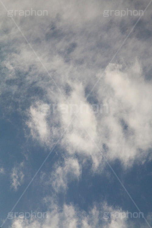 空,曇り,くもり,くもり空,雲,怪しい,天気,天気悪い,雲行き,グレー,灰色,雨降りそう,そら,空/天気,梅雨,空/雲,sky