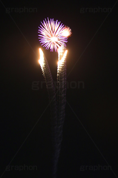 花火,はなび,花火大会,祭り,夏祭り,夏,火花,風物詩,打ち上げ,打上,打上花火,華火,煙火,綺麗,きれい,キレイ,火薬,火,季語,まつり,fireworks