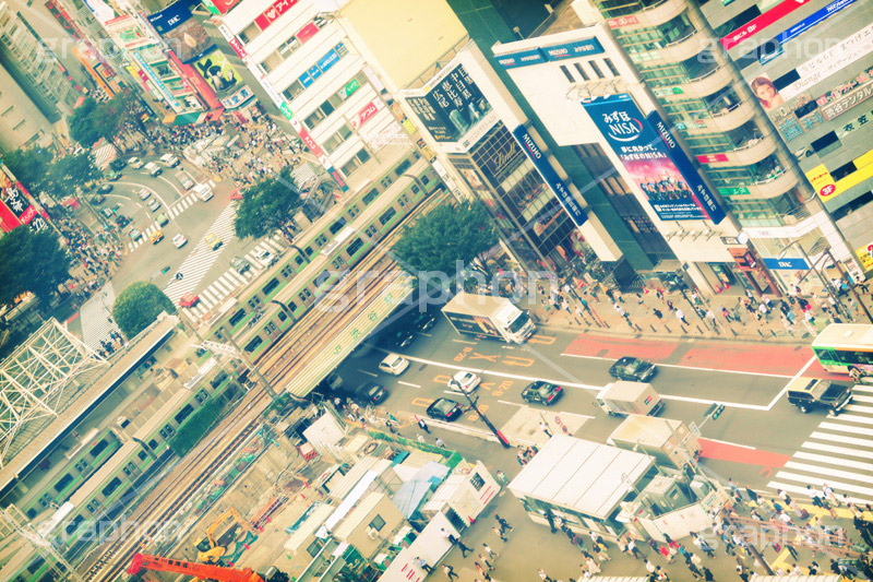 渋谷駅前(ヴィンテージ),トイカメラ撮影,トイカメラ,ヴィンテージ,ビンテージ,レトロ,お洒落,おしゃれ,オシャレ,味わい,トンネル効果