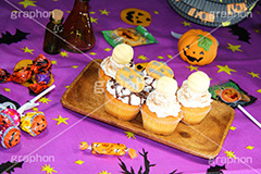 ハロウィンカップケーキ,カップケーキ,ケーキ,ハロウィンパーティー,パーティー,ハロウィン,はろうぃん,ハロウィーン,イベント,ジャックオランタン,ジャックオーランタン,パンプキン,マシュマロ,ランタン,スイーツ,秋,おやつ,デザート,お菓子,菓子,トリート,クリーム,生クリーム,チョコ,こども,子供,キッズ,行事,Halloween,sweet,dessert,pumpkin,marshmallow,cream,chocolate,kids,cake