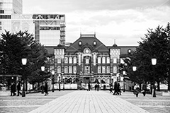 東京駅(モノクロ),モノクロ,白黒,しろくろ,モノクローム,単色画,単彩画,単色,丸の内,旅行,旅,travel