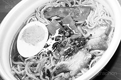 ラーメン(モノクロ),モノクロ,白黒,しろくろ,モノクローム,単色画,単彩画,単色