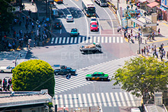 渋谷スクランブル交差点,渋谷,しぶや,ハチ公,観光,交差点,渋谷駅,駅前,スクランブル,外国人,海外,道玄坂,横断歩道,信号,japan,shibuya