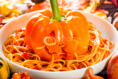 オバケ南瓜のパスタ,おばけ,オバケ,パンプキン,パプリカ,秋,ハロウィン,パスタ,スパゲッティ,トマトパスタ,ピリ辛,おもしろ,面白い,pumpkin,halloween,paprika,autumn,pasta