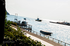 江ノ島の海,江ノ島,江の島,えのしま,神奈川,藤沢,湘南海岸,相模湾,水面,海,船,sea,ship