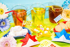 こどもの日パーティー,かぶと,兜,成長,お祝い,祝,誕生,飾り,菓子,お菓子,japan,kids,drink,marshmallow,cookie,ドリンク,お茶,5月5日,端午,節句,供物,こどもの日,子供の日,こども,子供,男の子,キッズ,文化,風習,行事,折り紙,マシュマロ,クッキー,ラムネ,鯉のぼり,こいのぼり