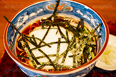 とろろそば,とろろ,ソバ,蕎麦,そば,だし,出汁,ダシ,蕎麦粉,日本料理,日本食,和食,つゆ,茹,麺料理,麺類,のり,海苔,きざみのり,japan