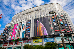 秋葉原駅前,秋葉原駅,秋葉原,あきば,秋葉,アキバ,akiba,JR,駅前,電気街,ゲーム,アニメ,おたく,オタク,japan,culture,文化,カルチャー,家電,量販店,ビル,看板,広告,フルサイズ撮影