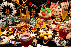 クリスマスパーティー,クリスマス,パーティー,CHRISTMAS,party,cake,chocolate,wine,dessert,winter,star,tree,illumination,Merry Christmas,メリークリスマス,イルミネーション,サンタ,サンタクロース,ツリー,クリスマスツリー,オーナメント,ケーキ,チョコレート,チョコ,スパークリングワイン,ワイン,松ぼっくり,スイーツ,デザート,冬,星,スター,靴下,スノードーム,フルーツケーキ,カップケーキ,いちご,イチゴ,苺,フルサイズ撮影