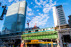 秋葉原の街並み,高架,電車,秋葉原,あきば,秋葉,アキバ,駅前,秋葉原駅,ゲーム,アニメ,おたく,オタク,文化,カルチャー,japan,culture,akiba