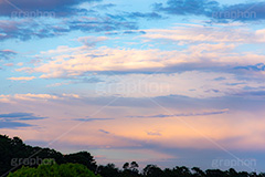 夕焼け,夕暮れ,夕日,夕方,夕,日の入り,オレンジ,赤,染,雲,空,日没,現象,きれい,キレイ,綺麗,沈,空/天気,お天気,天気,sunset,sky,フルサイズ撮影