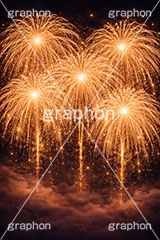 打ち上げ花火,花火,はなび,花火大会,祭り,夏祭り,夏,火花,風物詩,打ち上げ,打上,打上花火,華火,煙火,綺麗,きれい,キレイ,火薬,火,季語,まつり,派手,スターマイン,アニバーサリー,anniversary,fireworks,AI生成素材