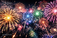 打ち上げ花火,花火,はなび,花火大会,祭り,夏祭り,夏,火花,風物詩,打ち上げ,打上,打上花火,華火,煙火,綺麗,きれい,キレイ,火薬,火,季語,まつり,派手,スターマイン,アニバーサリー,anniversary,fireworks,AI生成素材