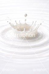 ミルククラウン,ミルク,牛乳,クラウン,王冠,冠,水面テクスチャ,水テクスチャ,水面,水,川,海,テクスチャ,テクスチャ―,波紋,透明,みず,波,ウォーター,水系,現象,表面張力,慣性力,texture,water,milk,AI生成素材