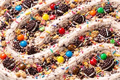 トッピングアイス,トッピング,マーブルチョコレート,マーブル,カラフルスプレー,クッキークリームアイス,クッキークリーム,チョコレートアイス,ココア,チョコ,バニラ,バニラアイス,アイスクリーム,ソフトクリーム,アイス,クリーム,フレーバー,清凉,夏,涼,冷,スイーツ,デザート,おやつ,菓子,お菓子,冷菓子,甘い,カロリー,テクスチャー,テクスチャ,texture,sweet,summer,icecream,ice,chocolate,cookie,cream,vanilla,AI生成素材