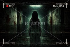心霊映像,ホラー,恐怖,怖い,オバケ,おばけ,幽霊,心霊,心霊写真,心霊スポット,呪い,ゴースト,監視,監視カメラ,モニタ,モニター,液晶,画面,TV,テレビ,放送,記録,放送事故,映像,現象,動画,horror,television,ghost,AI生成素材