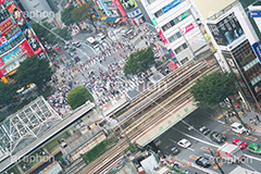 渋谷スクランブル交差点,渋谷,しぶや,ハチ公,観光,交差点,渋谷駅,駅前,スクランブル,外国人,海外,shibuya,道玄坂,japan,横断歩道,信号